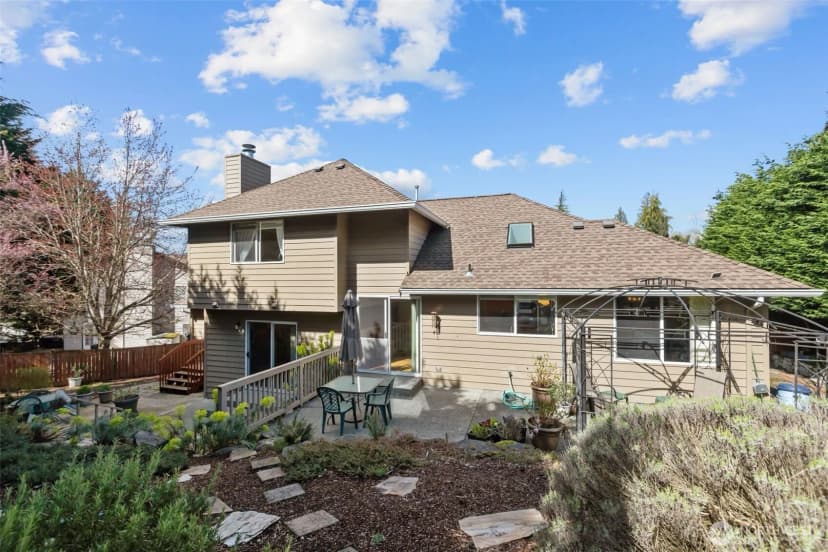 Property photo for 2414 Kennewick Place Ne, Renton photo 32