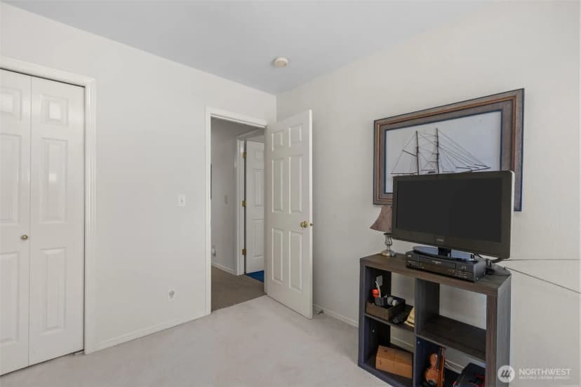 Property photo for 2414 Kennewick Place Ne, Renton photo 23