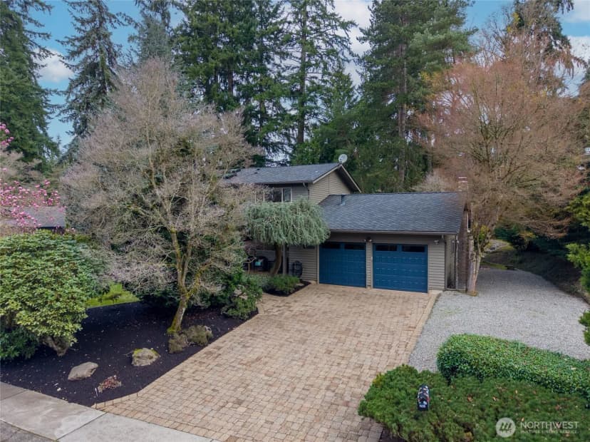 Property photo for 15018 Ne 10th Place, Bellevue photo 27