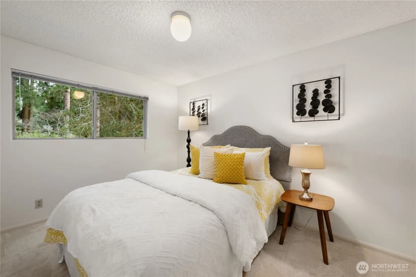 Property photo for 15018 Ne 10th Place, Bellevue photo 19
