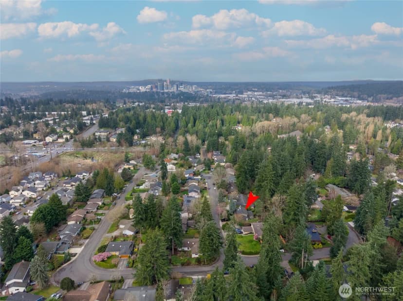 Property photo for 15018 Ne 10th Place, Bellevue photo 30