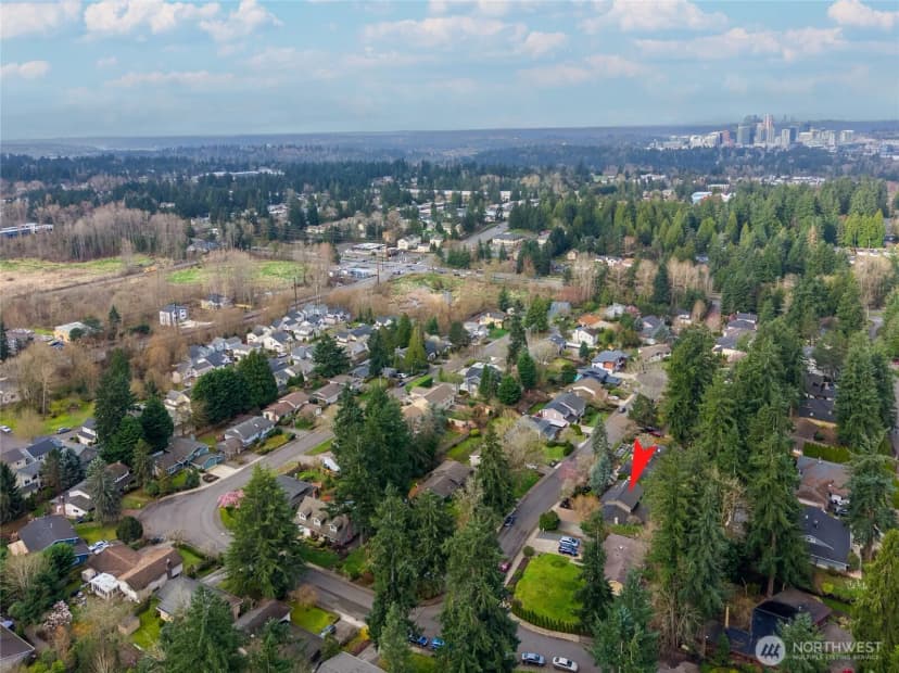 Property photo for 15018 Ne 10th Place, Bellevue photo 29