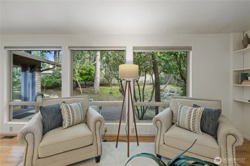 Property photo for 15018 Ne 10th Place, Bellevue photo 10