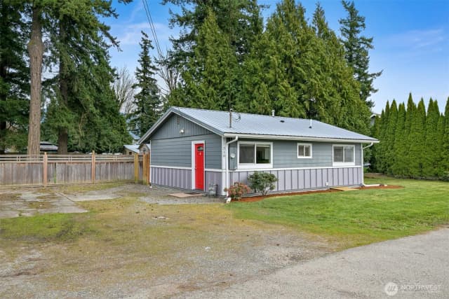 Property photo for 310 W 3rd Street, Nooksack photo 3