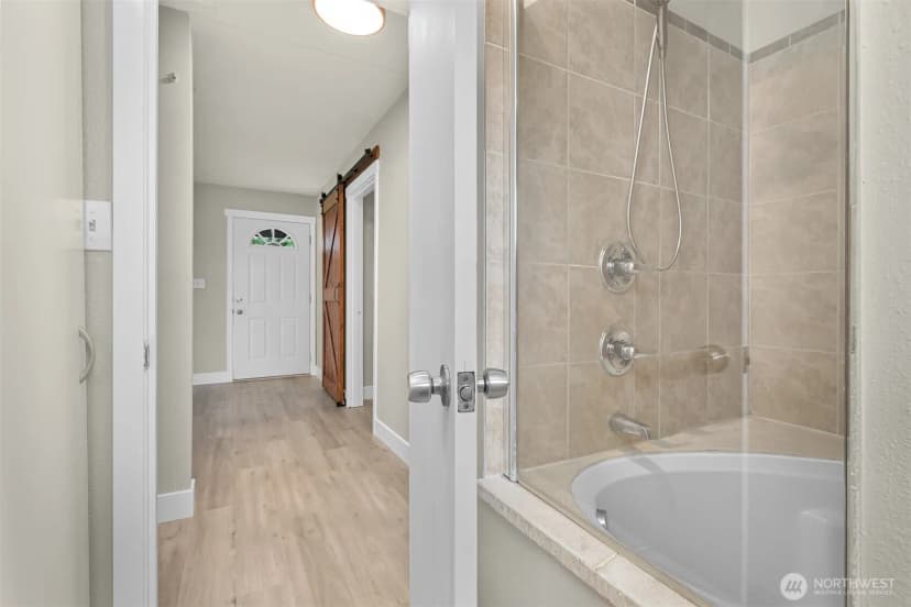 Property photo for 310 W 3rd Street, Nooksack photo 18