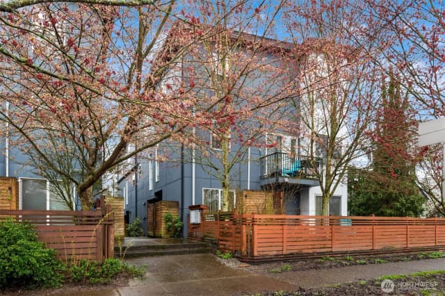 Property photo for 9057 17th Avenue Sw, Seattle photo 2