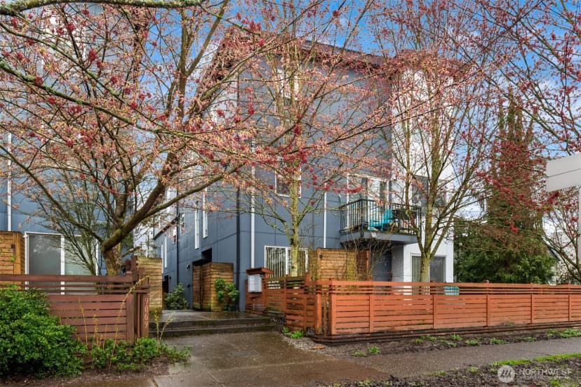 Property photo for 9057 17th Avenue Sw, Seattle photo 2