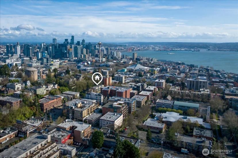 Property photo for 1310 Queen Anne Avenue N #15, Seattle photo 23