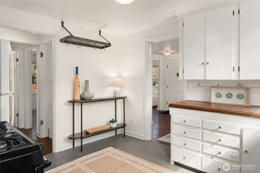 Property photo for 8041 12th Avenue Ne, Seattle photo 15