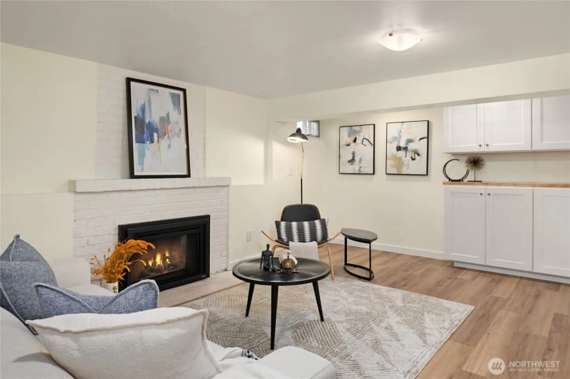 Property photo for 8041 12th Avenue Ne, Seattle photo 27