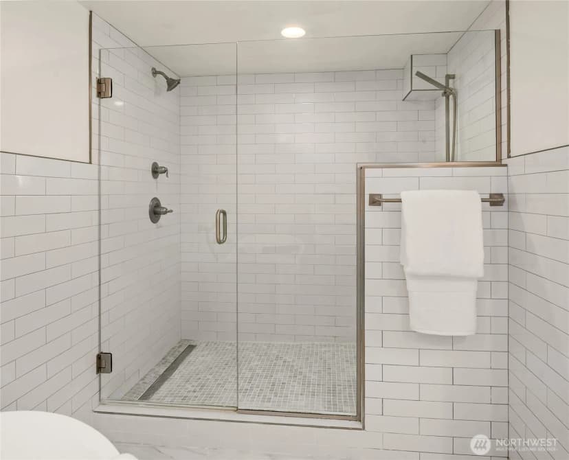 Property photo for 8041 12th Avenue Ne, Seattle photo 24