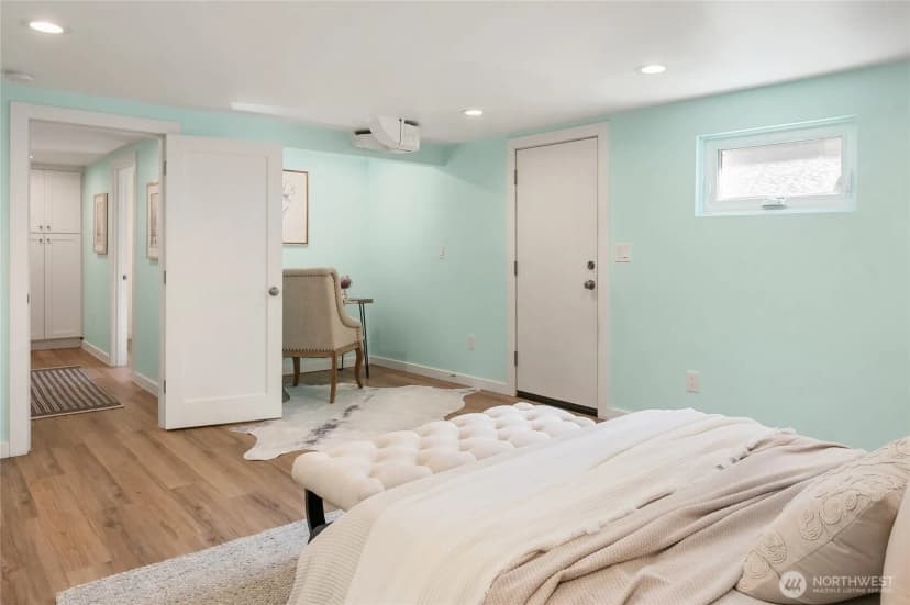 Property photo for 8041 12th Avenue Ne, Seattle photo 18