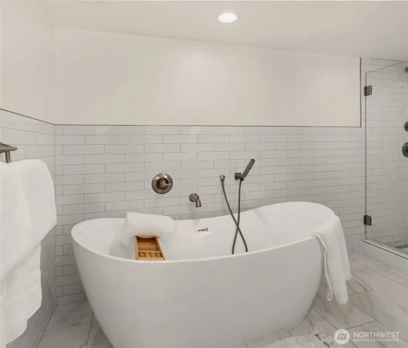 Property photo for 8041 12th Avenue Ne, Seattle photo 23