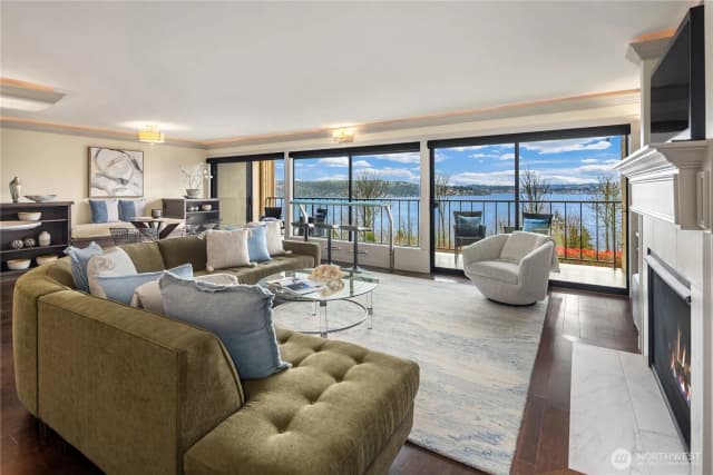 Property photo for 8005 Sand Point Way Ne #a31, Seattle photo 3