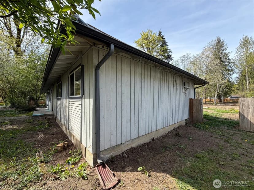 Property photo for 46308 Baker Loop Road, Concrete photo 24