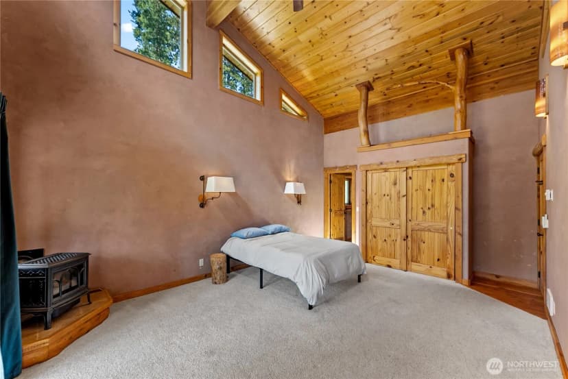 Property photo for 23 Whitebark Lane, Winthrop photo 21