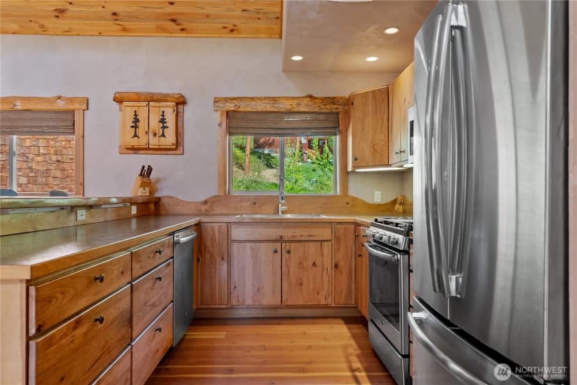 Property photo for 23 Whitebark Lane, Winthrop photo 10