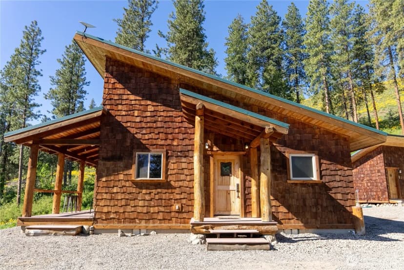 Property photo for 23 Whitebark Lane, Winthrop photo 4
