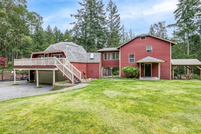 Property photo for 9203 Kootenai Drive, Anderson Island photo 2