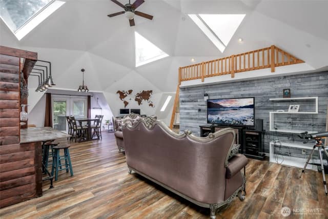 Property photo for 9203 Kootenai Drive, Anderson Island photo 3