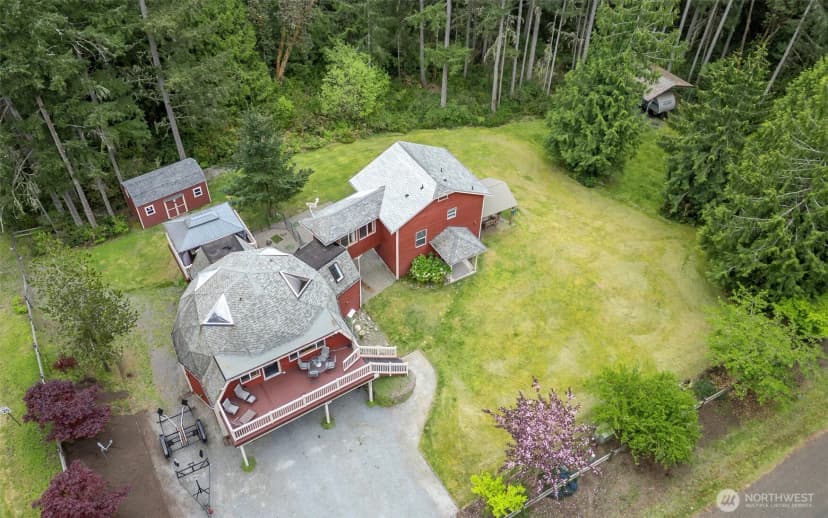 Property photo for 9203 Kootenai Drive, Anderson Island