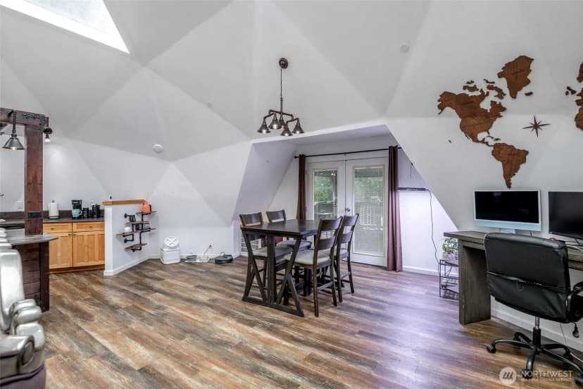 Property photo for 9203 Kootenai Drive, Anderson Island photo 15