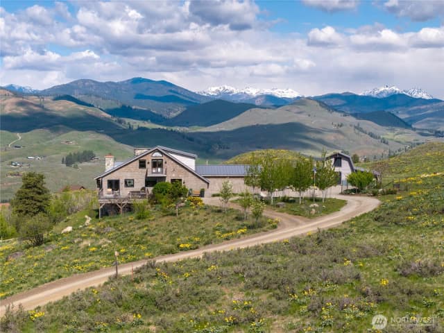 Property photo for 8 Deer Trails Way, Winthrop photo 3