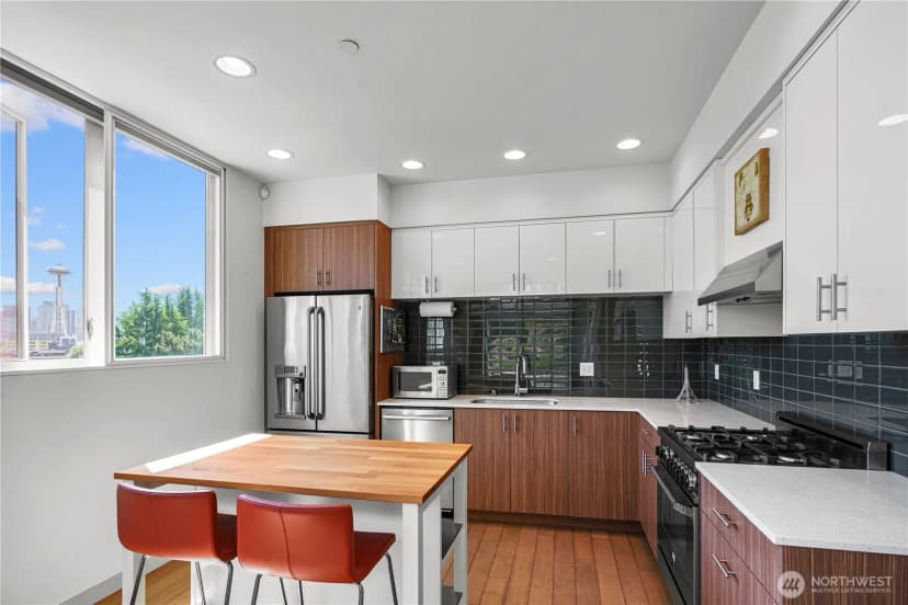Property photo for 321 W Olympic Place #a, Seattle photo 7