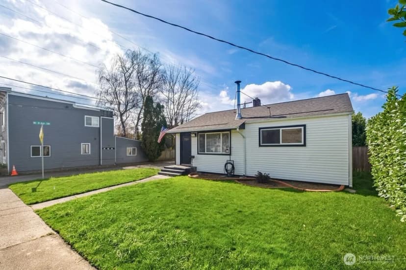 Property photo for 720 9th Street Sw, Puyallup photo 4