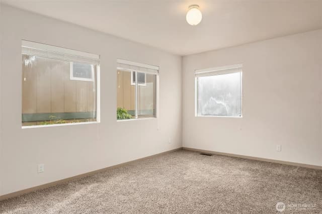 Property photo for 2601 E Aloha Street, Seattle photo 5