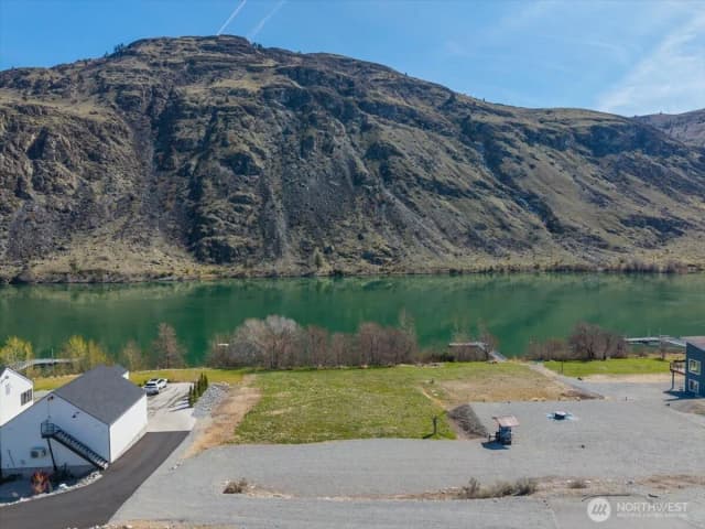 Property photo for 519 Hidden Lane, Chelan photo 3