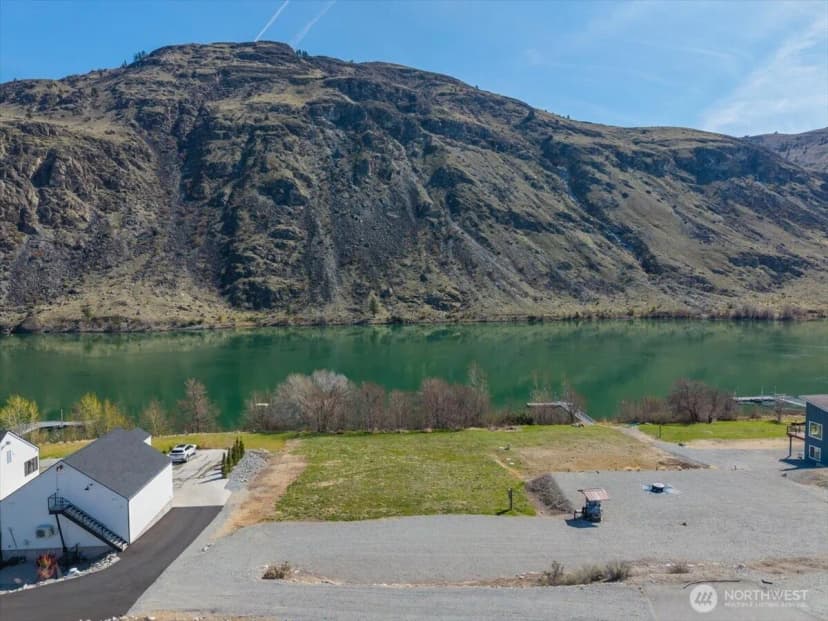 Property photo for 519 Hidden Lane, Chelan photo 3