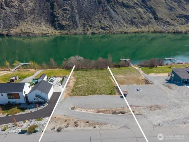 Property photo for 519 Hidden Lane, Chelan photo 2