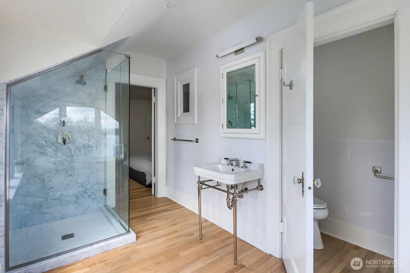Property photo for 624 35th Avenue, Seattle photo 26