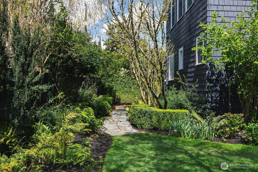 Property photo for 624 35th Avenue, Seattle photo 14