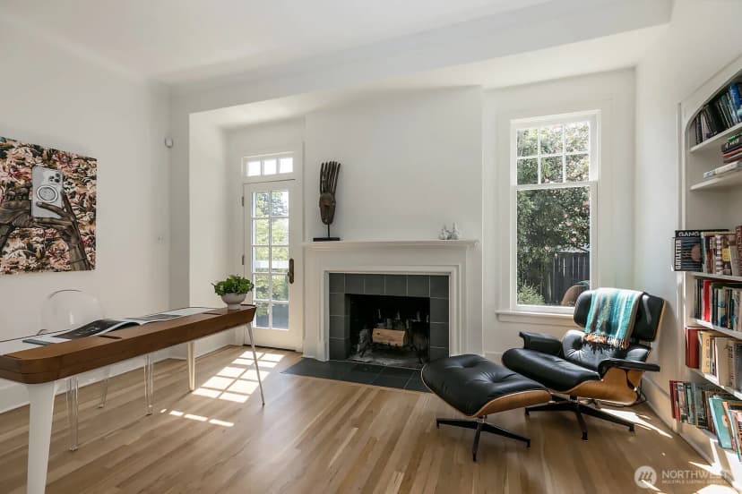 Property photo for 624 35th Avenue, Seattle photo 9