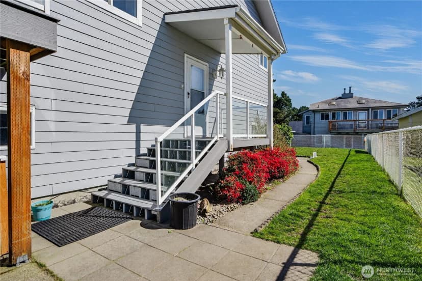 Property photo for 19408 K Place, Long Beach photo 8