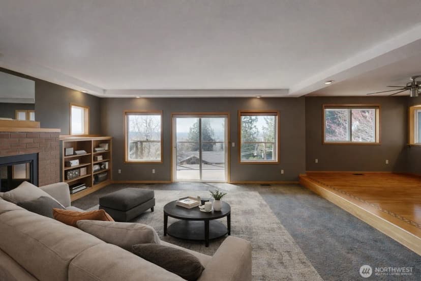 Property photo for 17290 Soundview Road, Mount Vernon photo 17