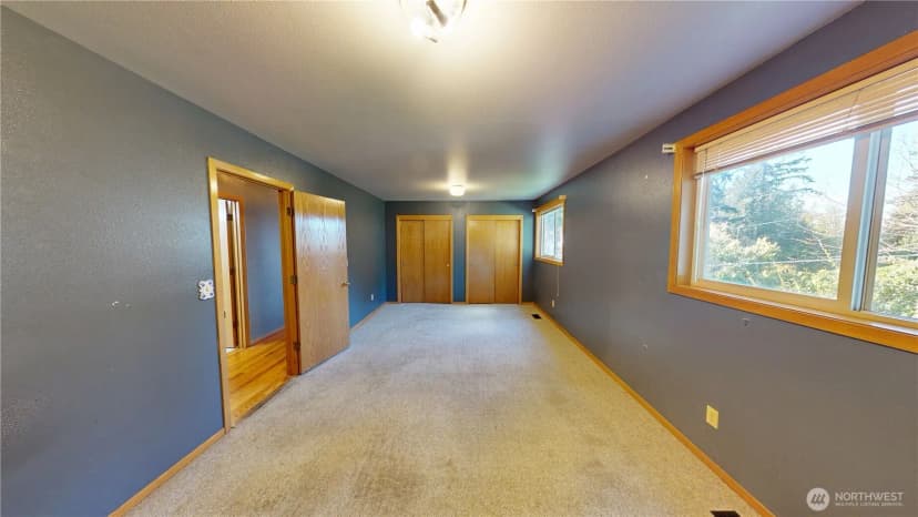 Property photo for 17290 Soundview Road, Mount Vernon photo 26