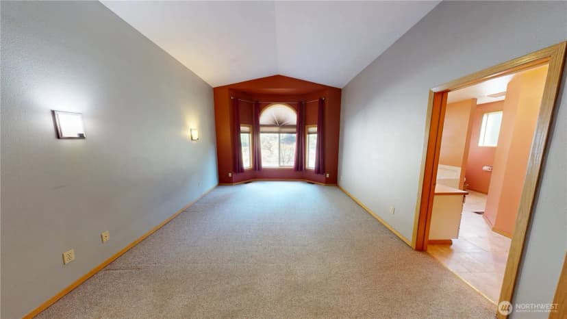 Property photo for 17290 Soundview Road, Mount Vernon photo 20
