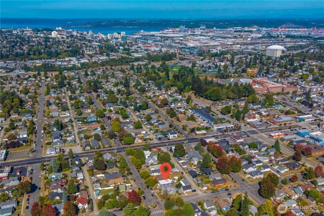 Property photo for 3827 S K Street, Tacoma photo 4