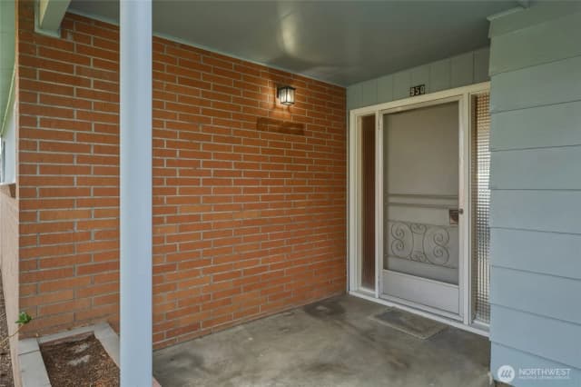 Property photo for 950 Se 12th Street, College Place photo 4