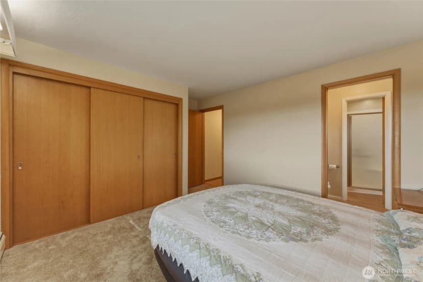 Property photo for 950 Se 12th Street, College Place photo 19