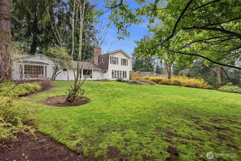 Property photo for 2503 125th Avenue Ne, Bellevue photo 33