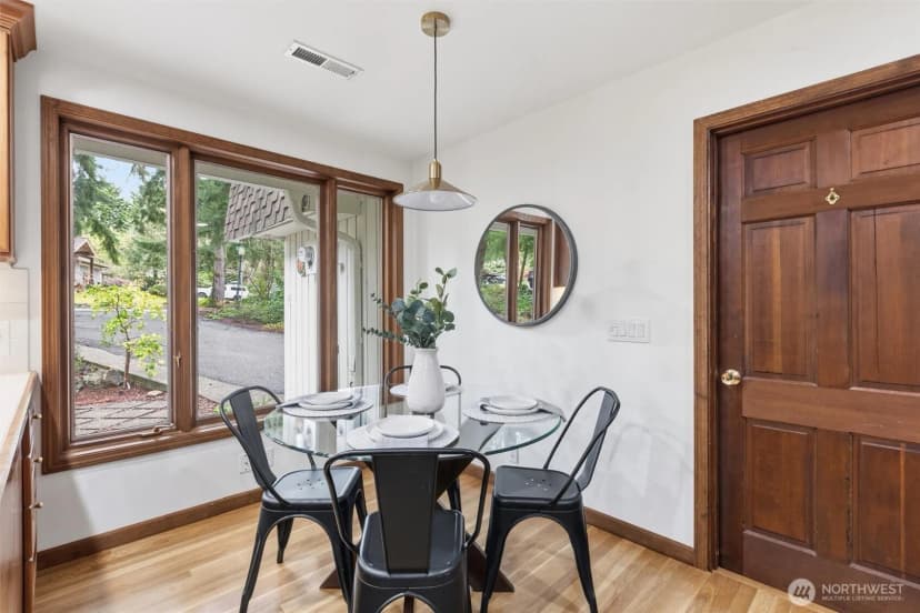 Property photo for 2503 125th Avenue Ne, Bellevue photo 17