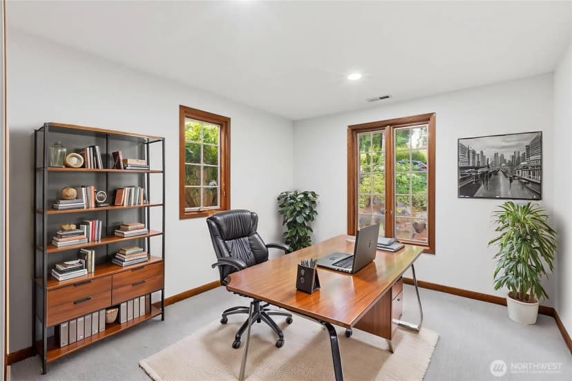 Property photo for 2503 125th Avenue Ne, Bellevue photo 23