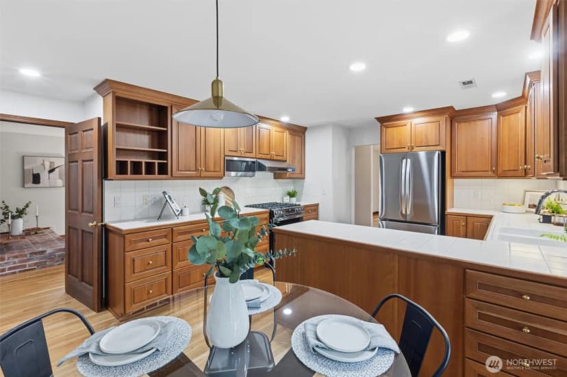 Property photo for 2503 125th Avenue Ne, Bellevue photo 18