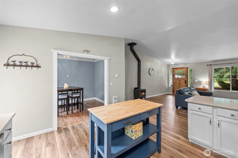 Property photo for 17306 65th Street Sw, Longbranch photo 14