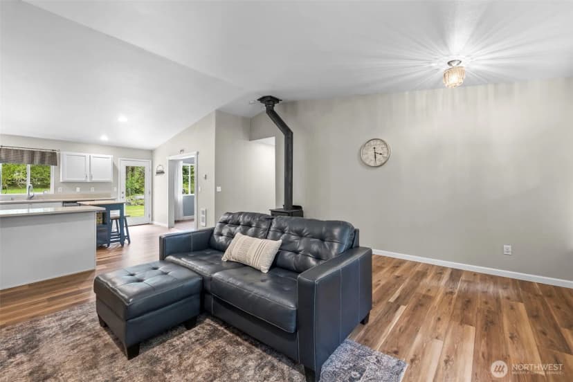 Property photo for 17306 65th Street Sw, Longbranch photo 8