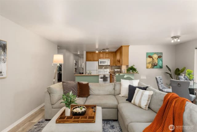 Property photo for 20318 Bothell Everett Hwy #a101, Bothell photo 4